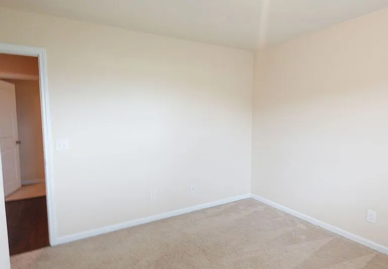 44 Hawkhorn Ct — Photo 17