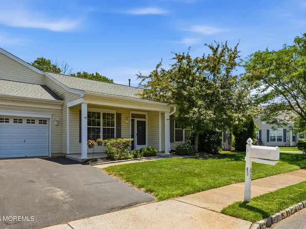 83 Jadelawns Drive, Lakewood, NJ 08701