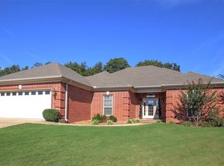 9500 Westlake Cir, Sherwood, AR 72120