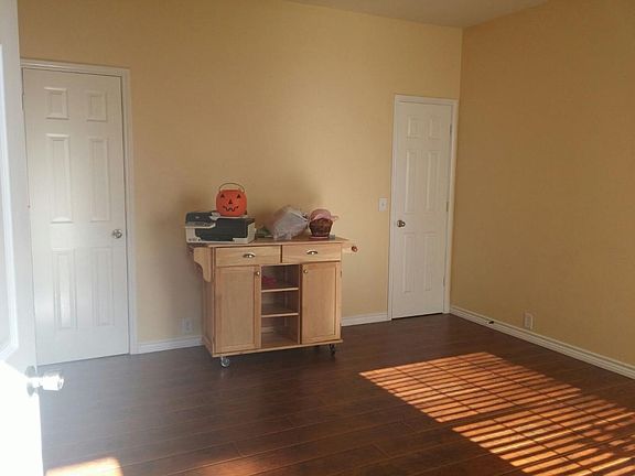 4th image of 6990 Richmond Dr