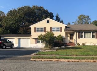 34 Cathy Ann Ct, Wayne, NJ 07470