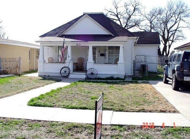 1st image of 613 N 12th St