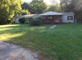 1152 N Mark Ln, Warsaw, IN 46580