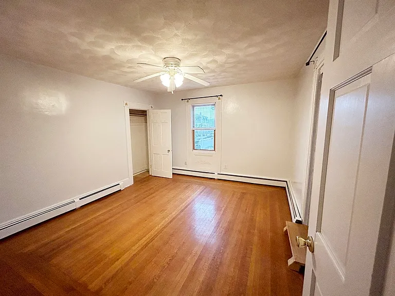 25 Baltimore St #2/3 — Photo 13