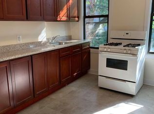 154 14th St #L3, Brooklyn, NY 11215