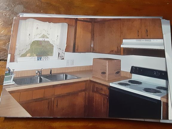 2nd image of 5110 Isabelle Dr