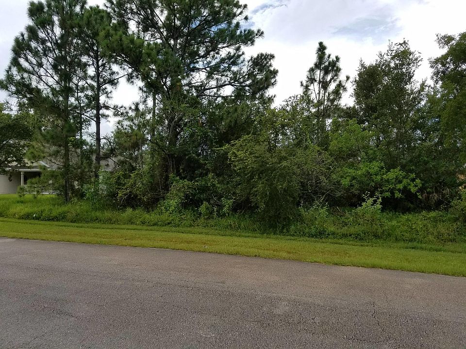 2nd image of 268 SW Grove