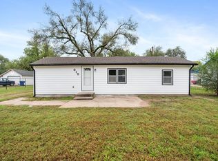 615 E 58th St S, Wichita, KS 67216