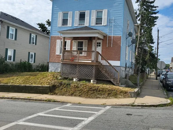 529 Warren St APT 1, Fall River, MA 02721