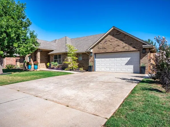 15720 Wild Creek Dr, Edmond, OK 73013