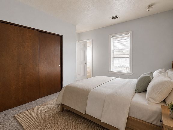 4th image of 67 Burnside Ave #3F