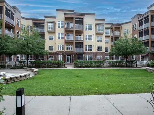 2407 39th Ave NE Unit 208, Saint Anthony, MN 55421