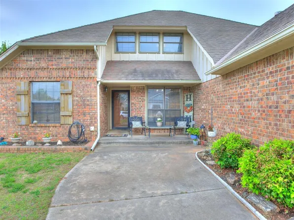 1808 SE 15th St, Moore, OK 73160