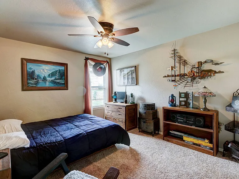 10625 Granada Dr — Photo 12