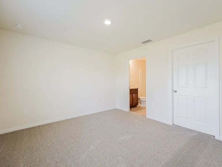 2815 52nd St W — Photo 13