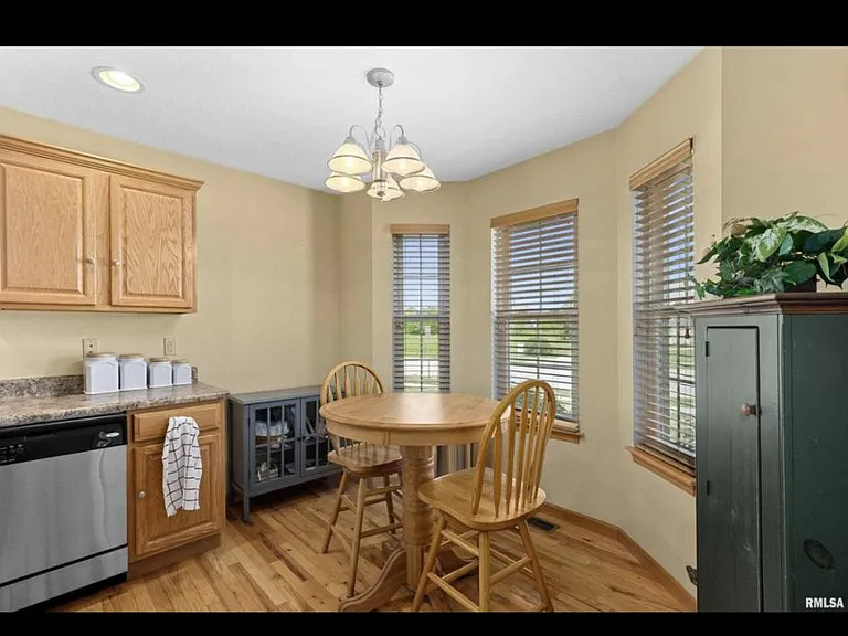 1834 Kingsbury Rd — Photo 18