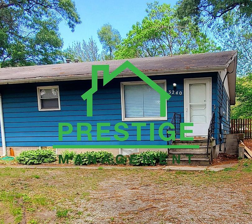 1st image of 3240-42 W 40th Ave