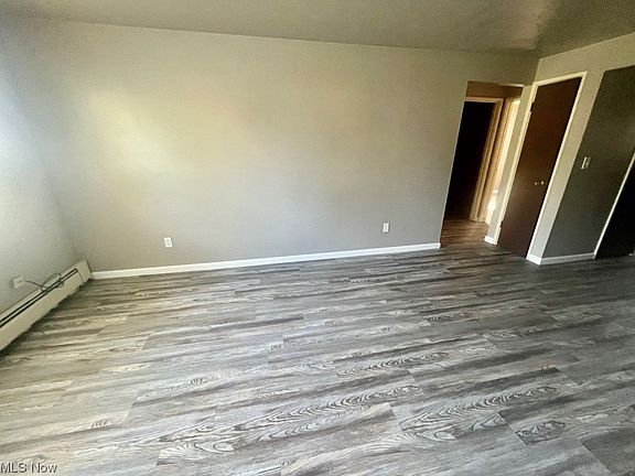 4th image of 3996 S Schenley Ave #1