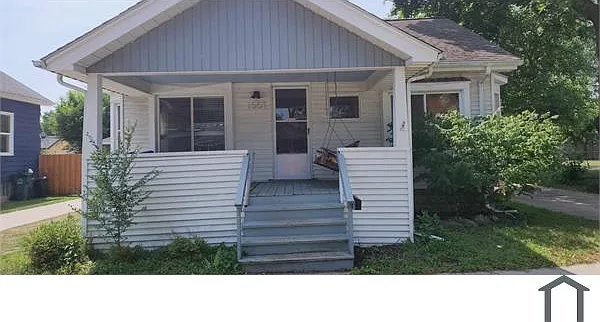 2 bed, 1180 sqft, $2,100 — Photo 1