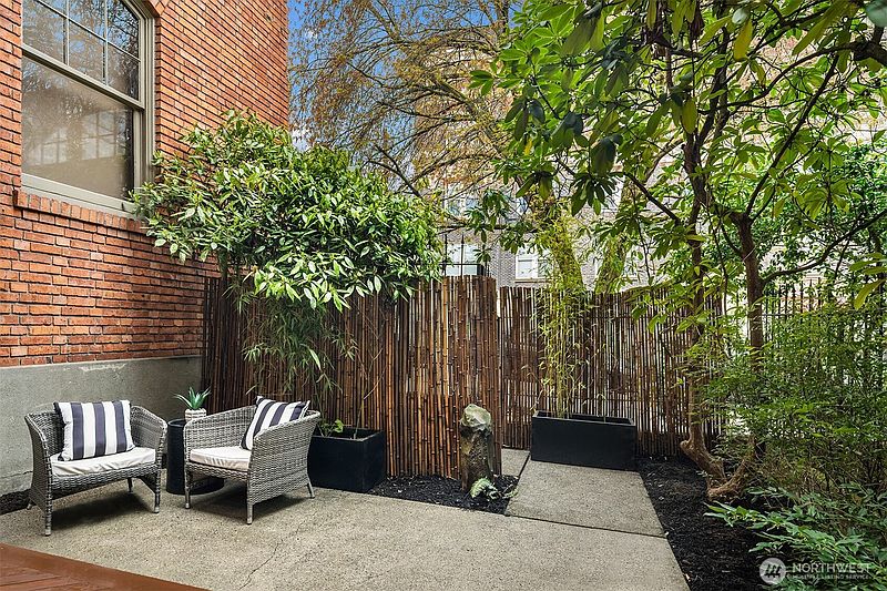 4th image of 1406 Harvard Avenue #130