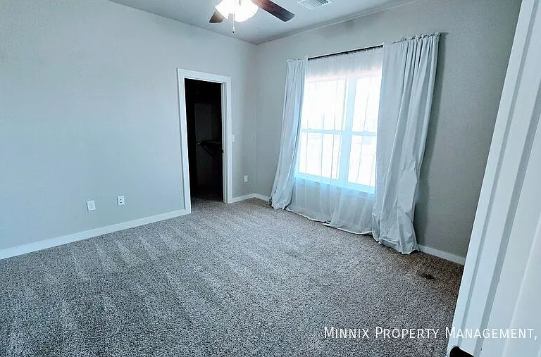 9625 Hey Jude Ln W — Photo 10