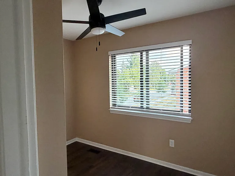 1280 Dewey St #4 — Photo 12