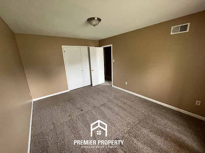2049 Pennel Cv — Photo 16