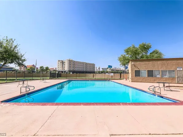 3950 Torsby Pl, Las Vegas, NV 89119