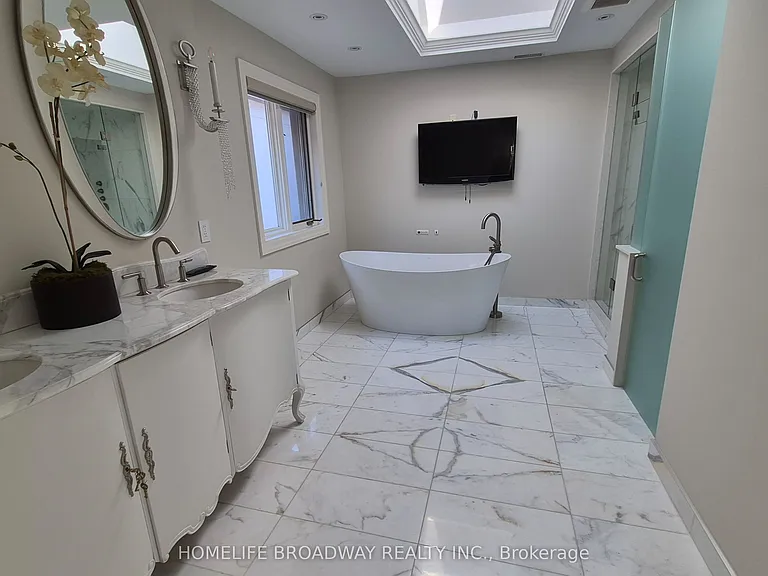 149 Dunvegan Rd — Photo 15
