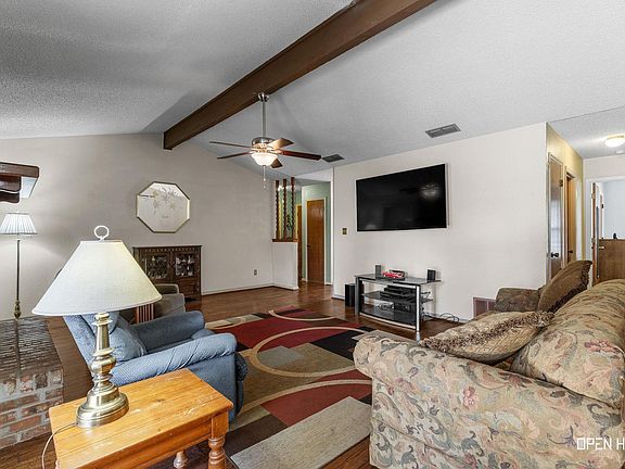 5th image of 4812 Matterhorn Dr