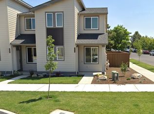 2520 NE Purcell Blvd, Bend, OR 97701