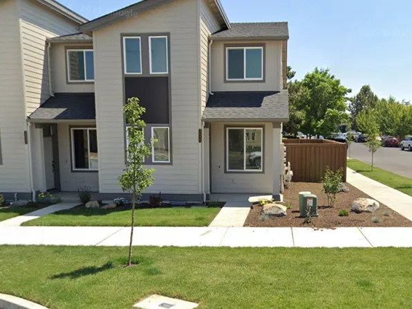 2520 NE Purcell Blvd, Bend, OR 97701
