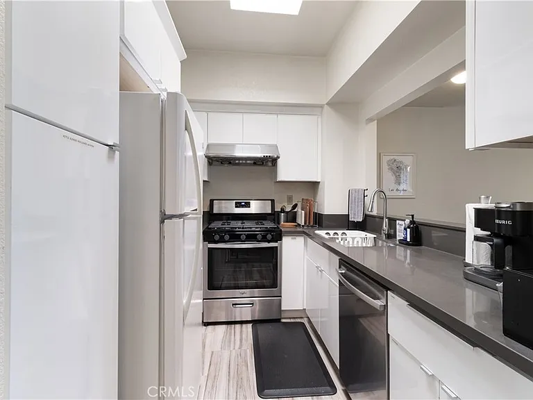 801 S 2nd St #4 — Photo 11