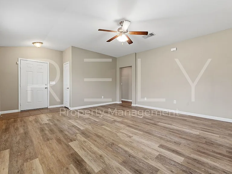 146 Leon River Loop — Photo 6