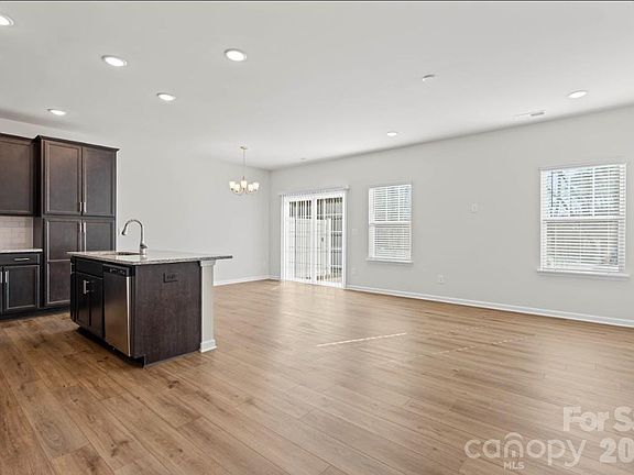 3rd image of 4109 Mount Mitchell Ave #602