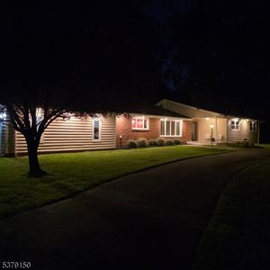 125 Oak Grove Rd, Flemington, NJ, 08822