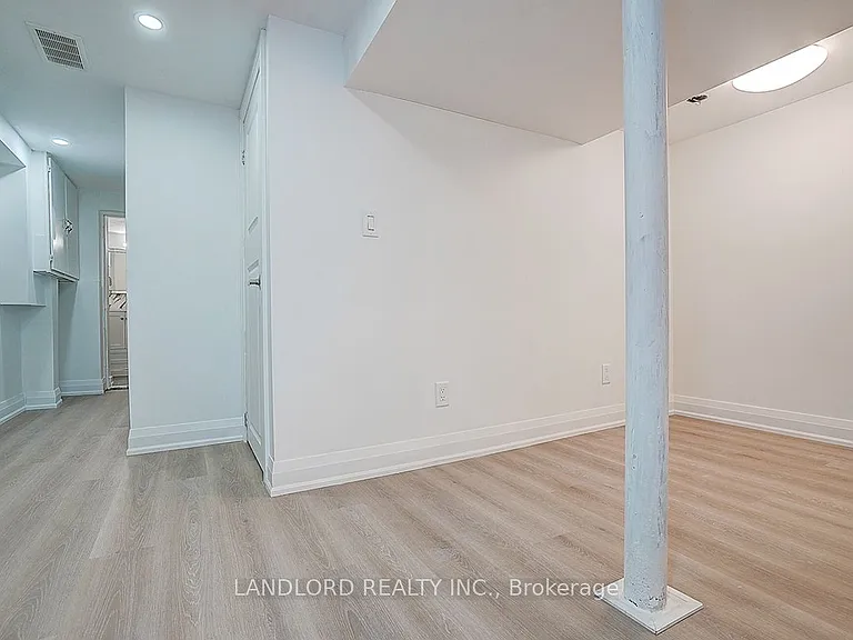 56 Bicknell Ave #LOWER — Photo 30