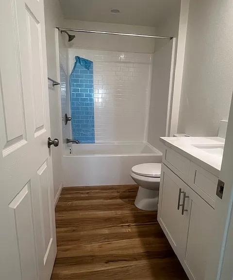142 W Orange St — Photo 8
