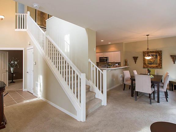 5th image of 23776 SE 36th Ln
