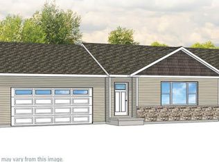 2607 Canterbury Dr, Mosinee, WI 54455