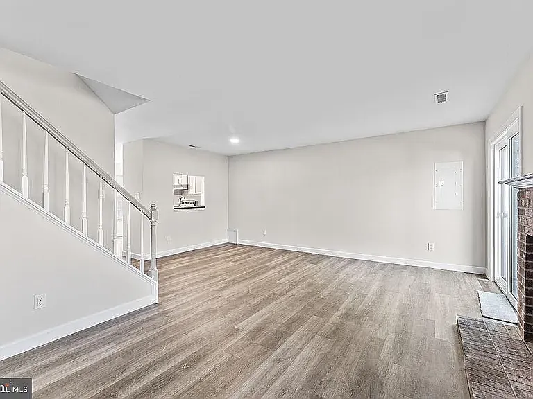 11268 Girven Ct — Photo 9