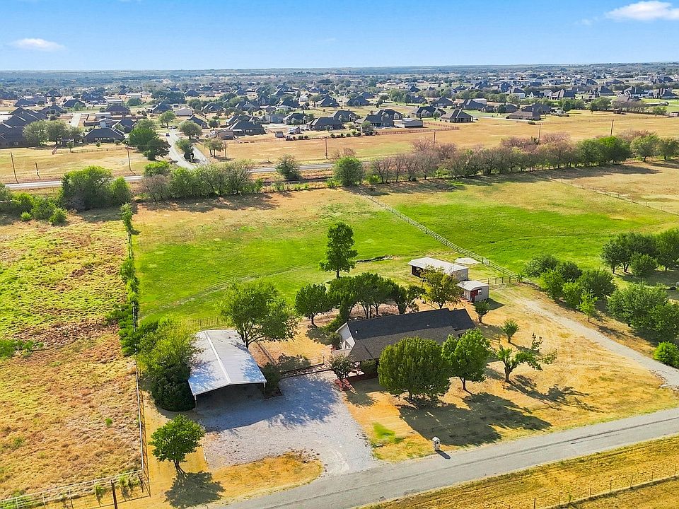 1st image of 5855 Ge Horton Rd