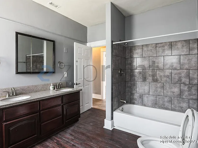 5001 S Budlong Ave — Photo 30
