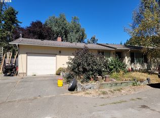 2031 Kincheloe Ln, Myrtle Point, OR 97458