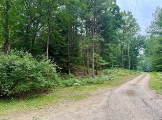 1 N Wayne Ave, Pentwater, MI 49449