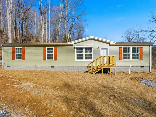 1223 Front St E, Coeburn, VA 24230