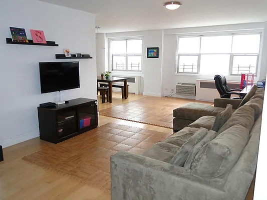 Sold by Better Homes & Gardens FH Realty | media 15