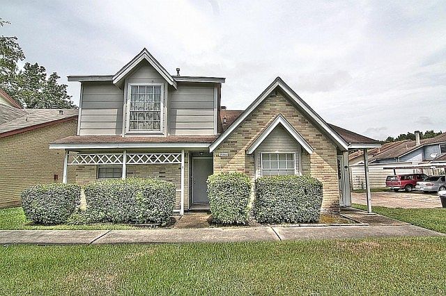 1st image of 2041 Country Village Blvd Unit B