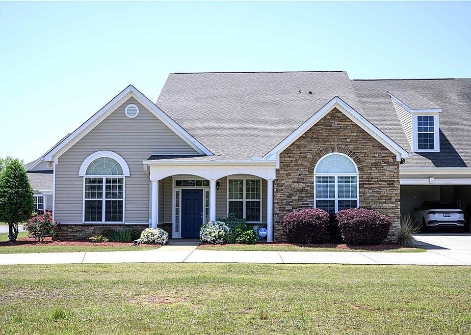 1st image of 902 Quail Ridge Ln