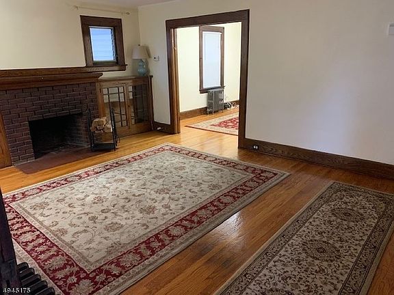 5th image of 45 Sawyer Ave